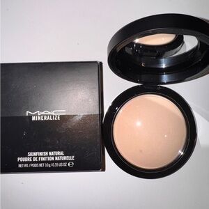 MAC Mineralizer SkinFinish Natural Face Powder: Light Plus